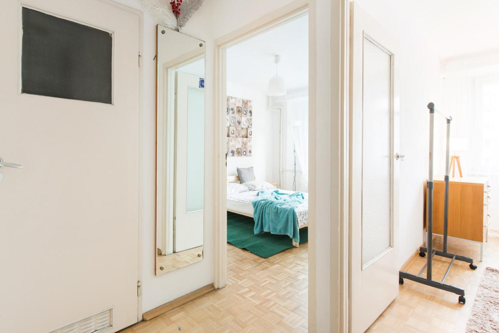 Room, Inflancka 19 Warsaw Exterior photo
